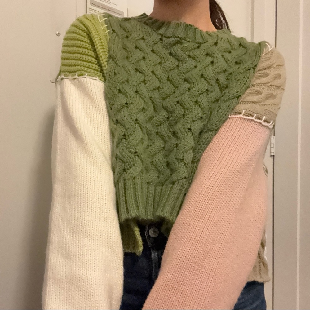 🍓🍵 Cable Knit Sweater